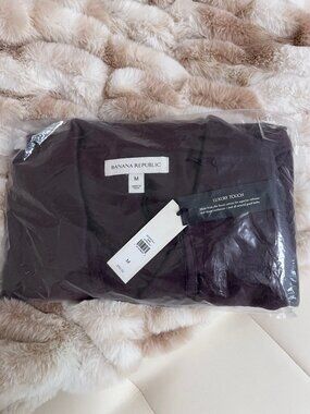 NWT! Banana Republic Herringbone Cotton Long-Sleeve Polo Medium